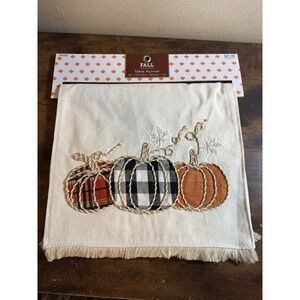 New Fall table runner With pumpkins‎ Size 13in X 72in. Off White.